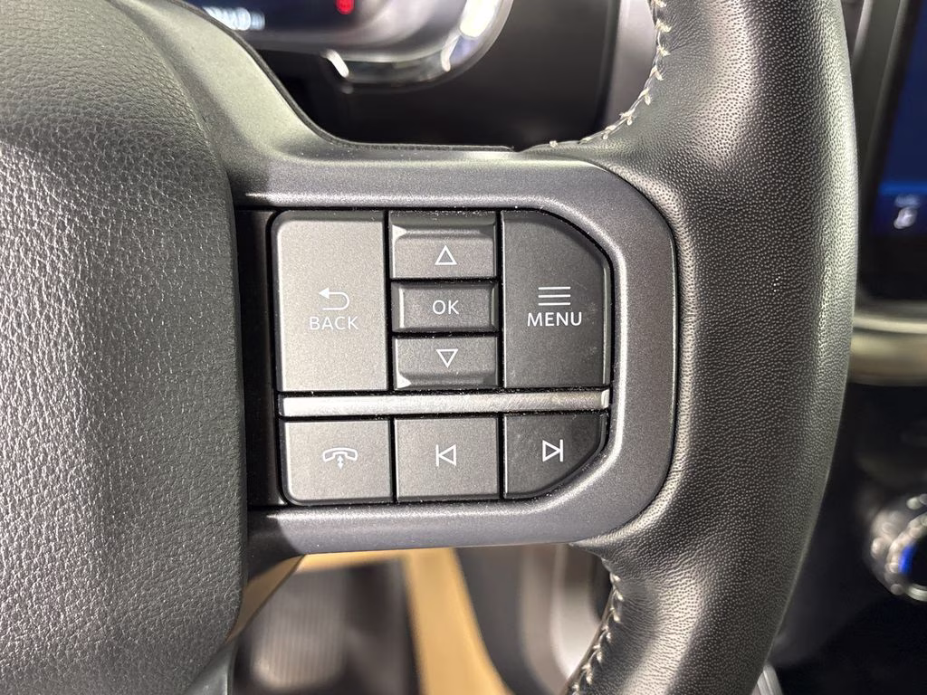 2023 White Metallic Ford F-150 Lariat 4X4 Truck