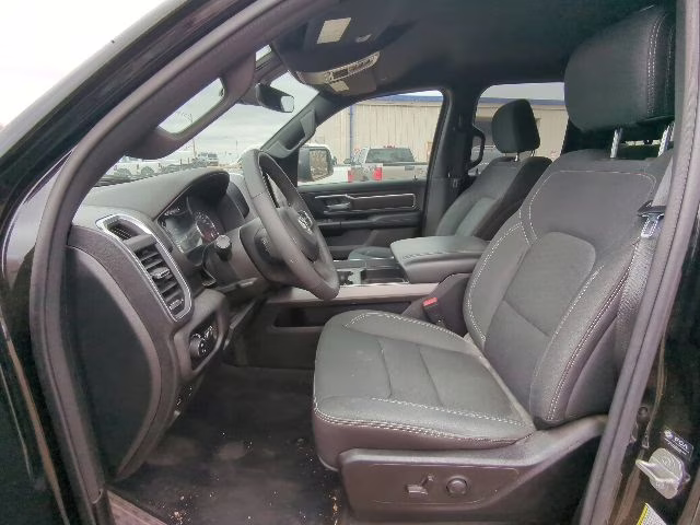 2025 Diamond Black Crystal Pearlcoat Ram 1500 Big Horn 4X4 Truck