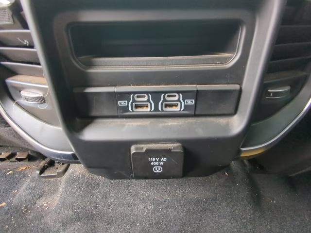 2025 Diamond Black Crystal Pearlcoat Ram 1500 Big Horn 4X4 Truck