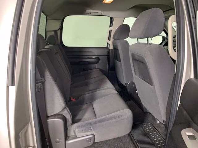 2009 Silver Birch Metallic Chevrolet Silverado 2500HD LT 4X4 Truck