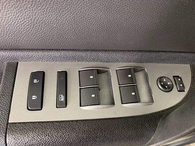 2009 Silver Birch Metallic Chevrolet Silverado 2500HD LT 4X4 Truck