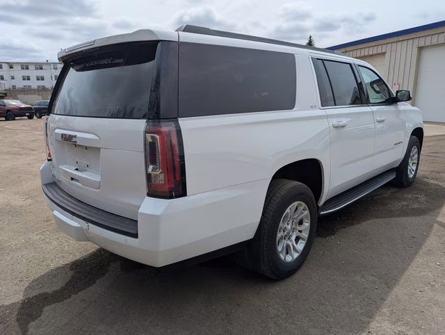 2018 Summit White GMC Yukon XL SLT 4X4 SUV