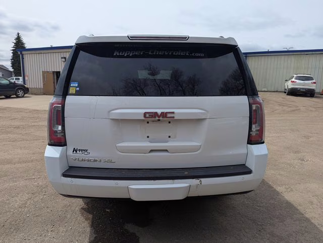 2018 Summit White GMC Yukon XL SLT 4X4 SUV