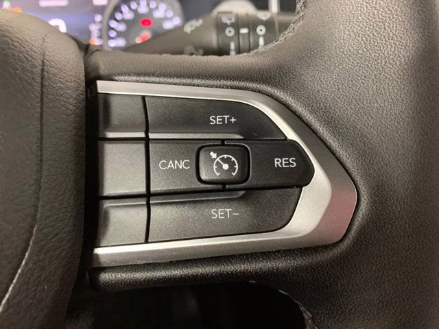 2024 Hydro Blue Pearlcoat Jeep Compass Latitude Lux 4X4 SUV