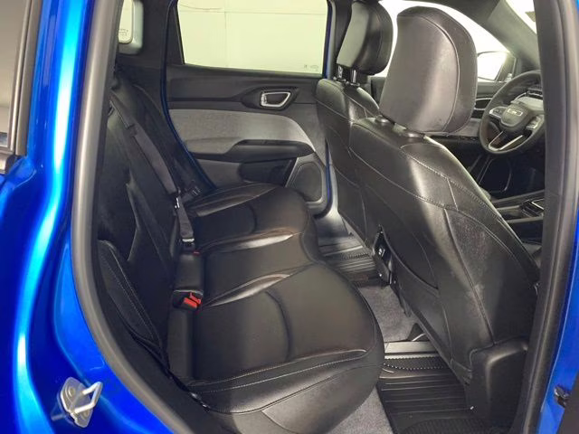 2024 Hydro Blue Pearlcoat Jeep Compass Latitude Lux 4X4 SUV