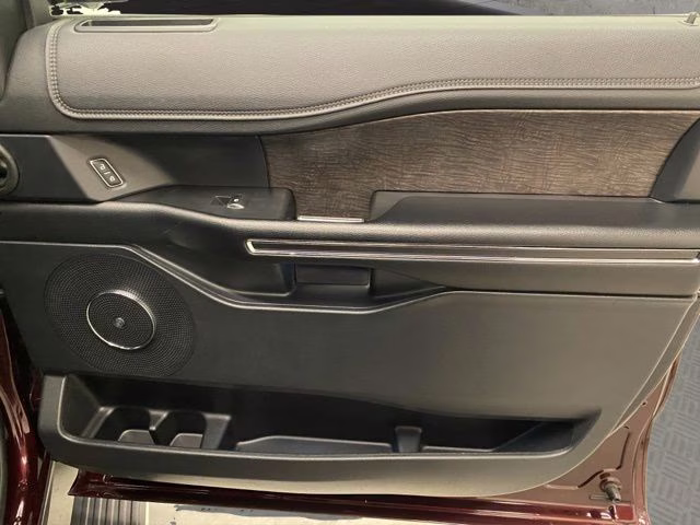 2021 Burgundy Ford Expedition Limited 4X4 SUV