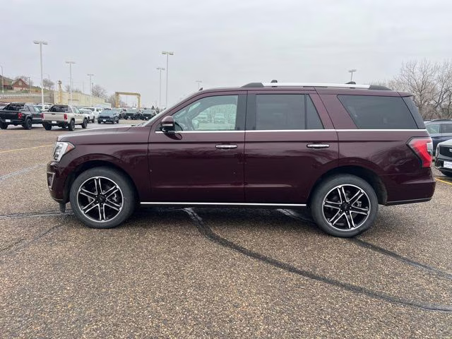 2021 Burgundy Ford Expedition Limited 4X4 SUV