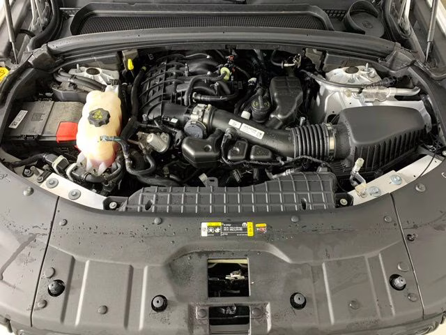 2023 Bright White Clearcoat Jeep Grand Cherokee Limited 4X4 SUV