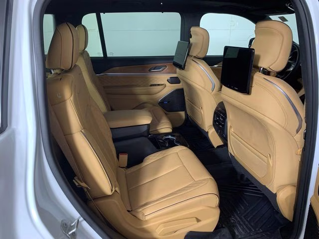 2024 Bright White Clearcoat Jeep Grand Cherokee L Summit 4X4 SUV