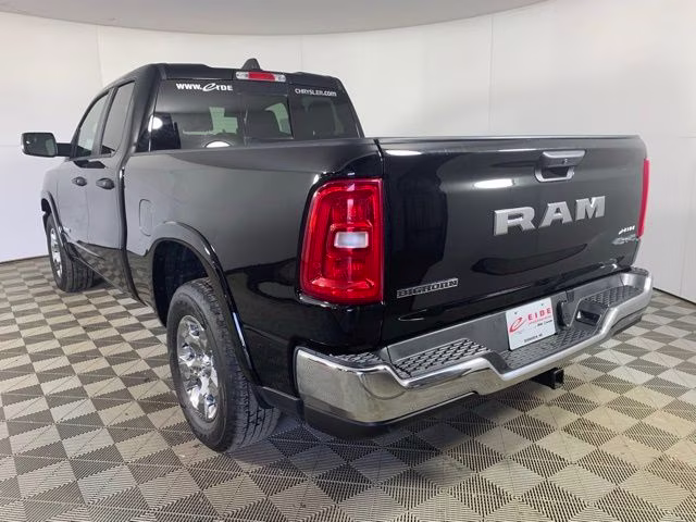 2025 Diamond Black Crystal Pearlcoat Ram 1500 Big Horn 4X4 Truck