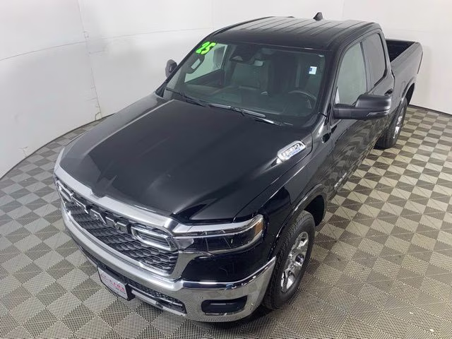 2025 Diamond Black Crystal Pearlcoat Ram 1500 Big Horn 4X4 Truck