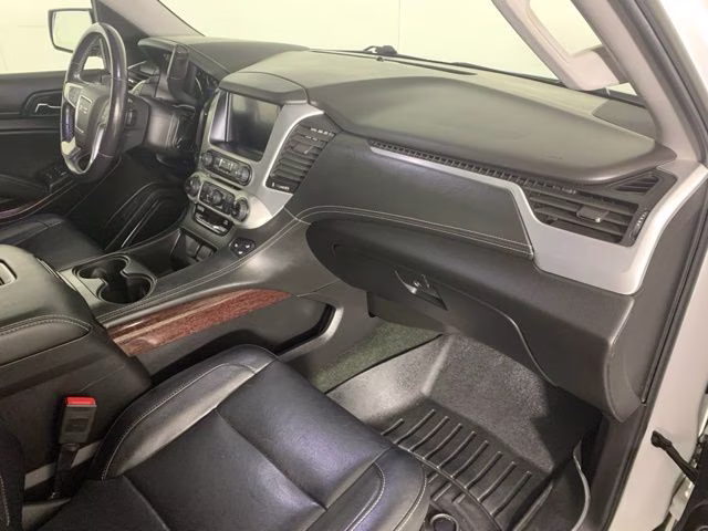 2018 Summit White GMC Yukon XL SLT 4X4 SUV
