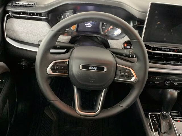 2024 Hydro Blue Pearlcoat Jeep Compass Latitude Lux 4X4 SUV