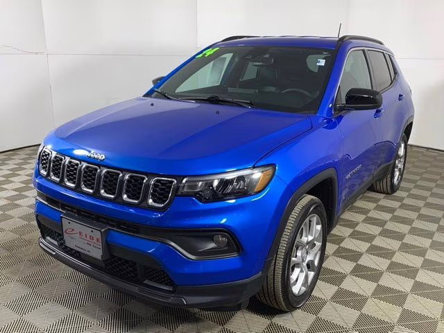 2024 Hydro Blue Pearlcoat Jeep Compass Latitude Lux 4X4 SUV