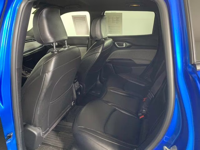 2024 Hydro Blue Pearlcoat Jeep Compass Latitude Lux 4X4 SUV