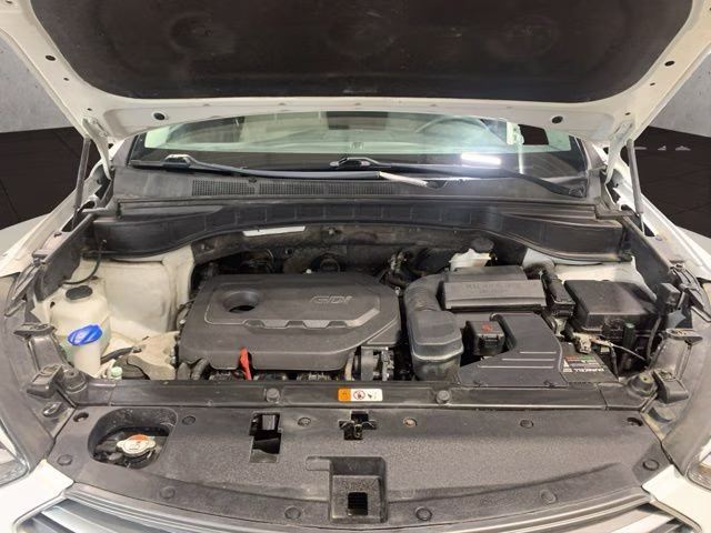 2018 Pearl White Hyundai Santa Fe Sport 2.4 Base AWD SUV