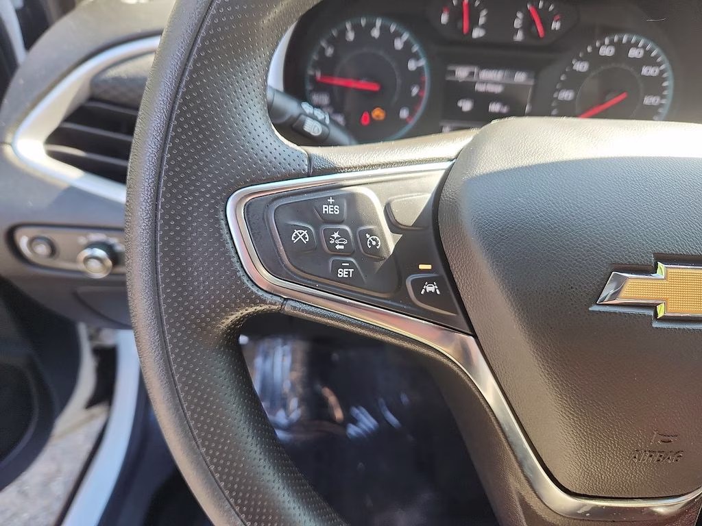 2023 Summit White Chevrolet Malibu LT FWD Sedan