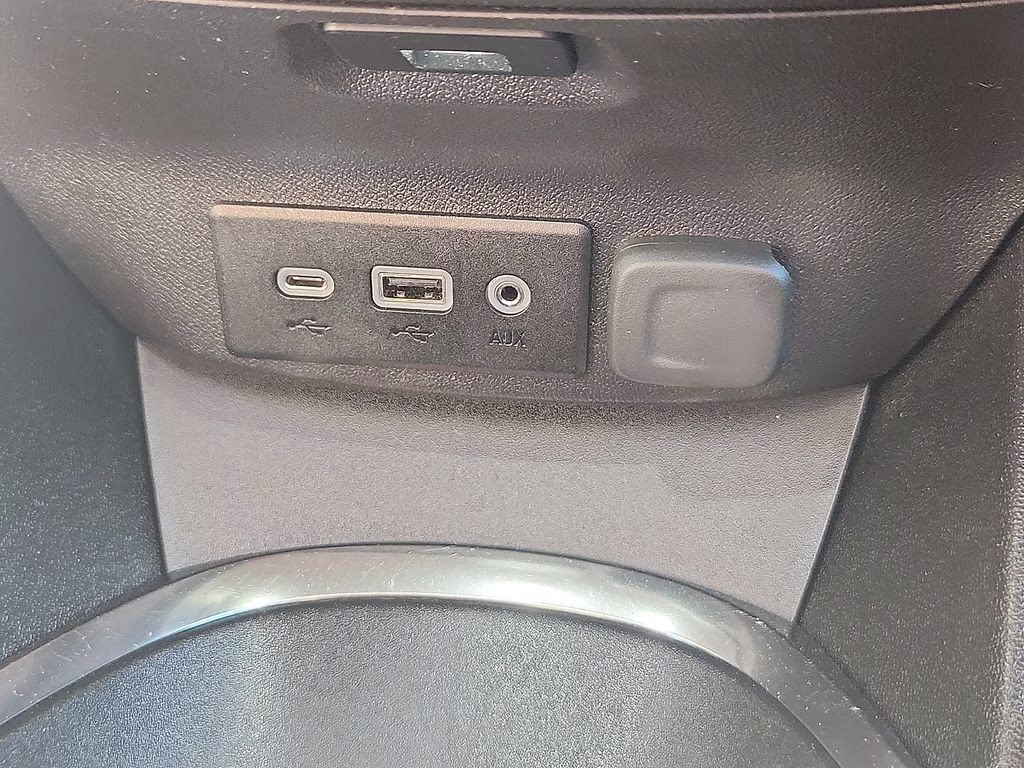 2023 Summit White Chevrolet Malibu LT FWD Sedan