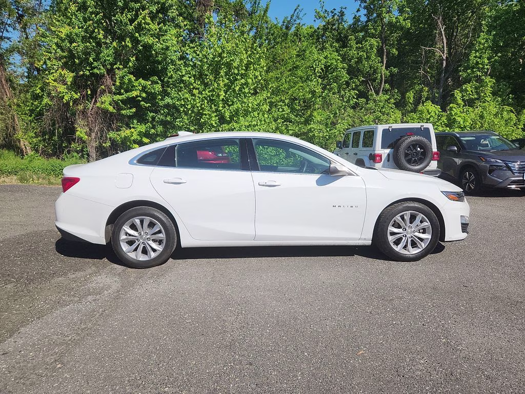 2023 Summit White Chevrolet Malibu LT FWD Sedan
