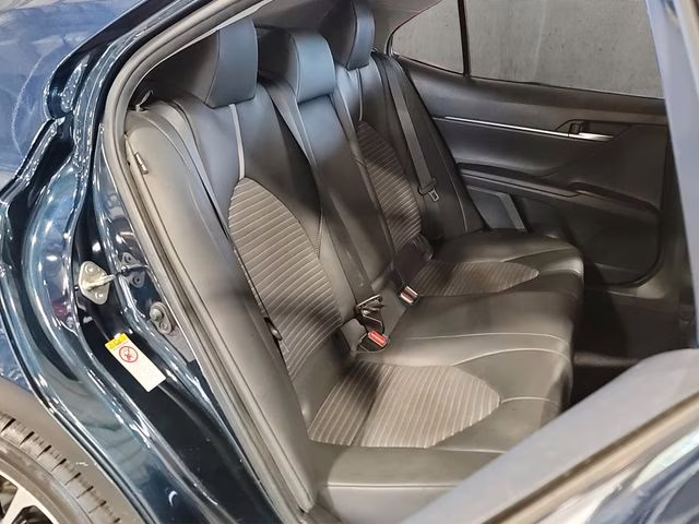 2018 Galactic Aqua Mica Toyota Camry SE FWD Sedan