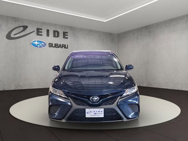 2018 Galactic Aqua Mica Toyota Camry SE FWD Sedan