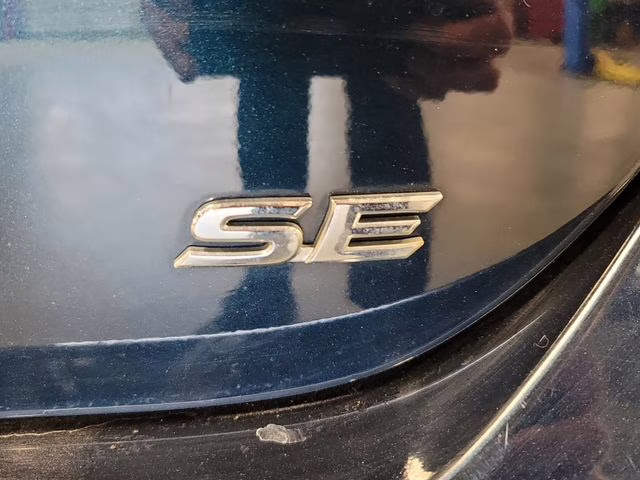 2018 Galactic Aqua Mica Toyota Camry SE FWD Sedan