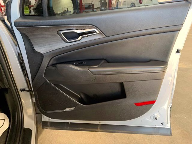 2024 Wolf Gray/Ebony Black Roof Kia Sportage X-Pro Prestige AWD SUV