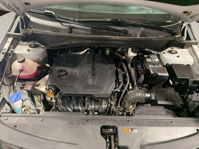 2024 Wolf Gray/Ebony Black Roof Kia Sportage X-Pro Prestige AWD SUV