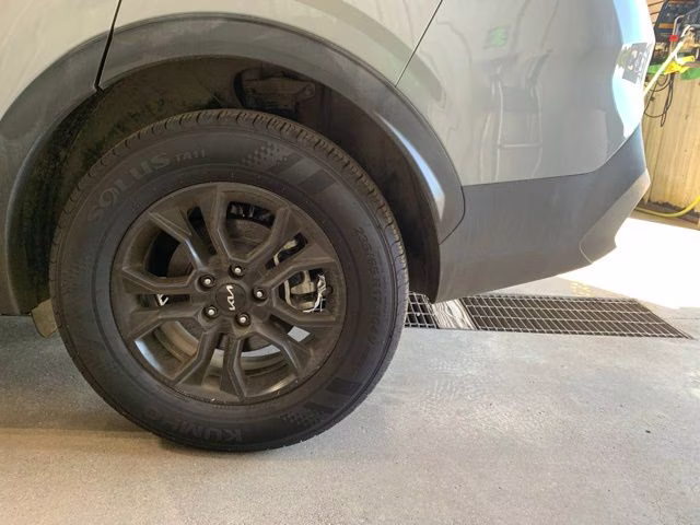 2024 Wolf Gray/Ebony Black Roof Kia Sportage X-Pro Prestige AWD SUV
