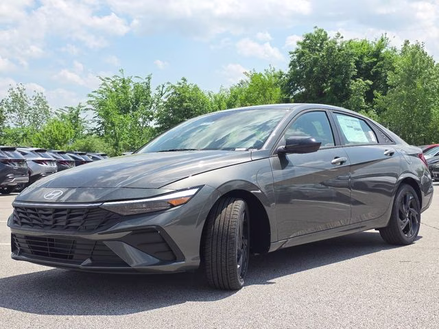 2026 Amazon Gray Hyundai Elantra SEL Sport FWD Sedan