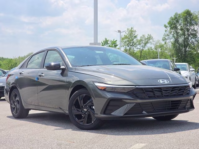 2026 Amazon Gray Hyundai Elantra SEL Sport FWD Sedan