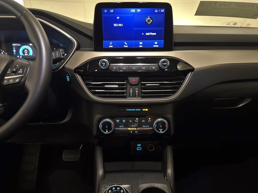 2022 Silver Metallic Ford Escape SE FWD SUV
