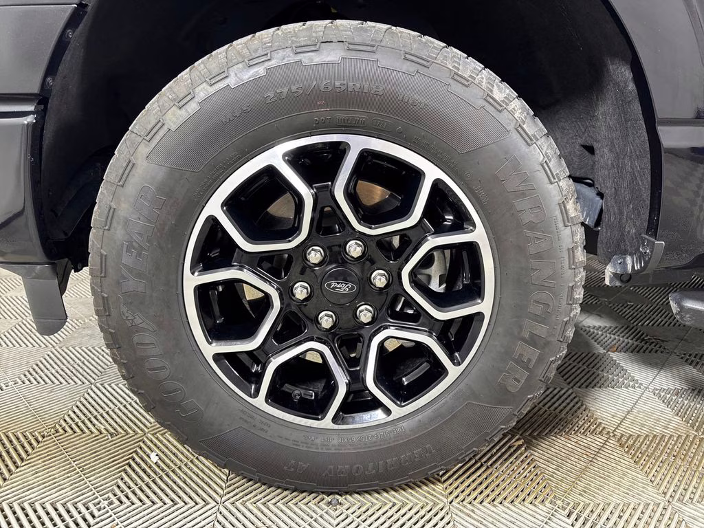 2023 Agate Black Metallic Ford F-150 XLT 4X4 Truck