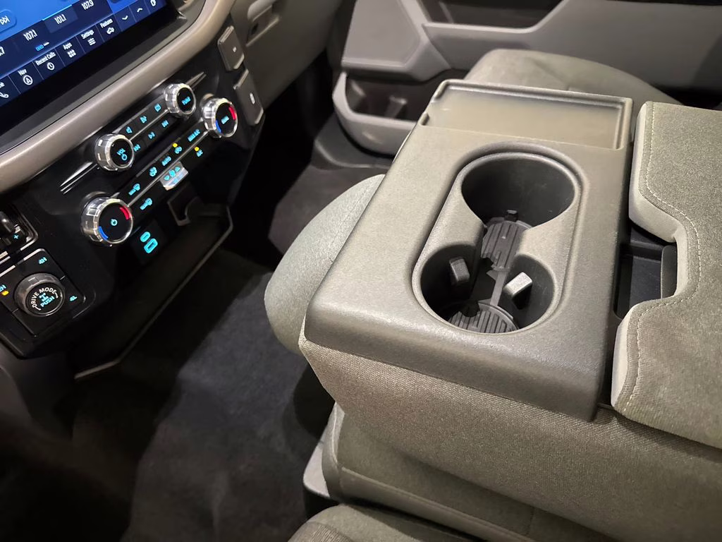 2024 Oxford White Ford F-150 XLT 4X4 Truck