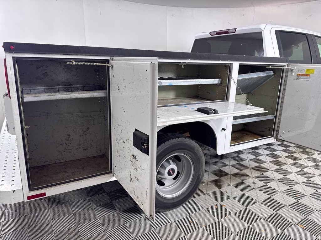 2021 Summit White GMC Sierra 3500HD Base RWD Truck