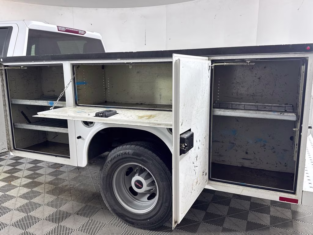 2021 Summit White GMC Sierra 3500HD Base RWD Truck