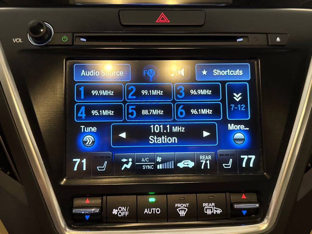 2016 White Diamond Pearl Acura MDX 3.5L FWD SUV