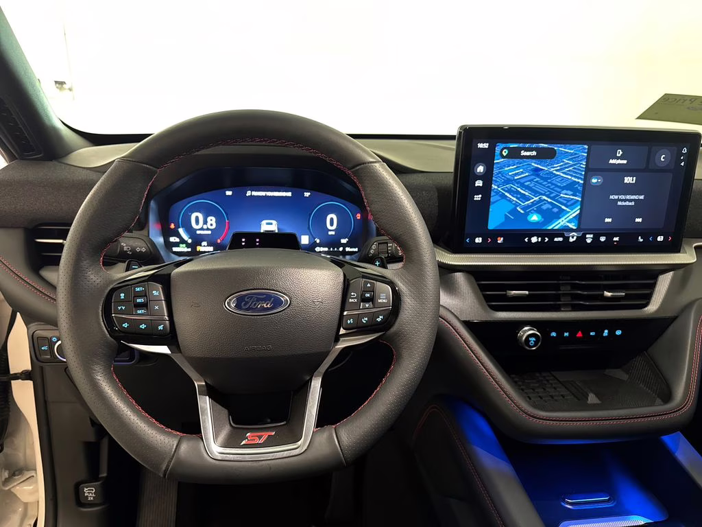 2025 Star White Metallic Tri-Coat Ford Explorer ST 4X4 SUV