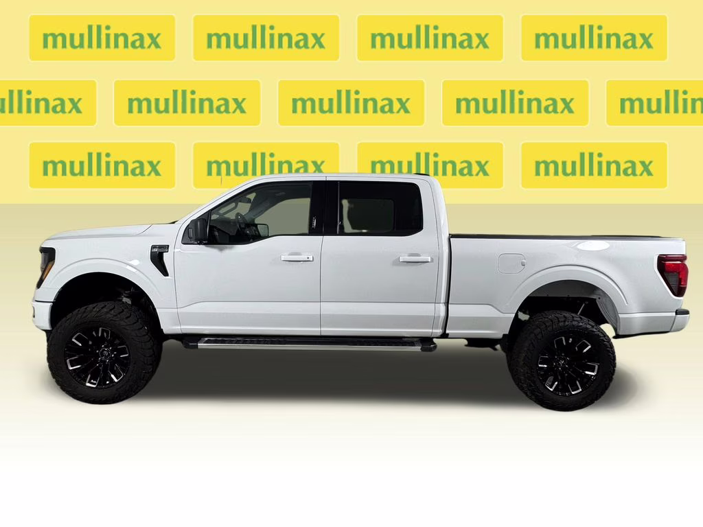 2024 Oxford White Ford F-150 XLT 4X4 Truck