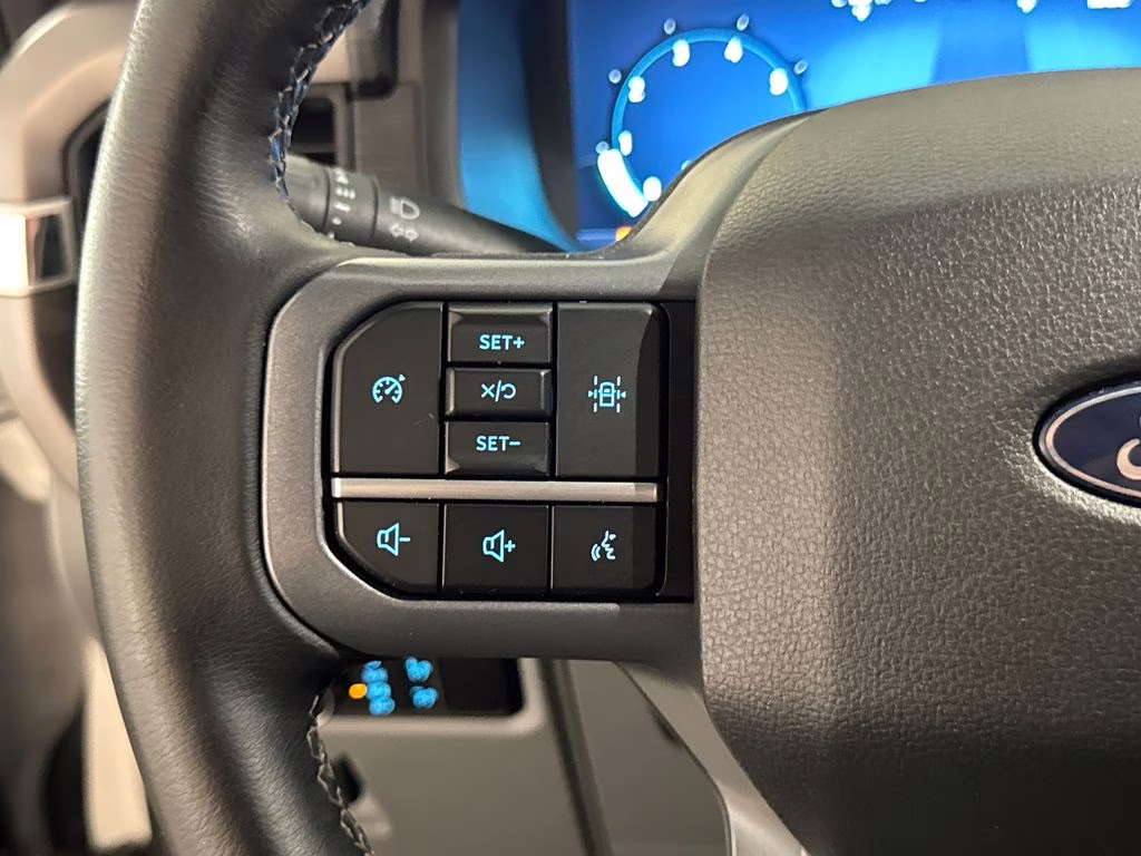 2024 Oxford White Ford F-150 XLT 4X4 Truck