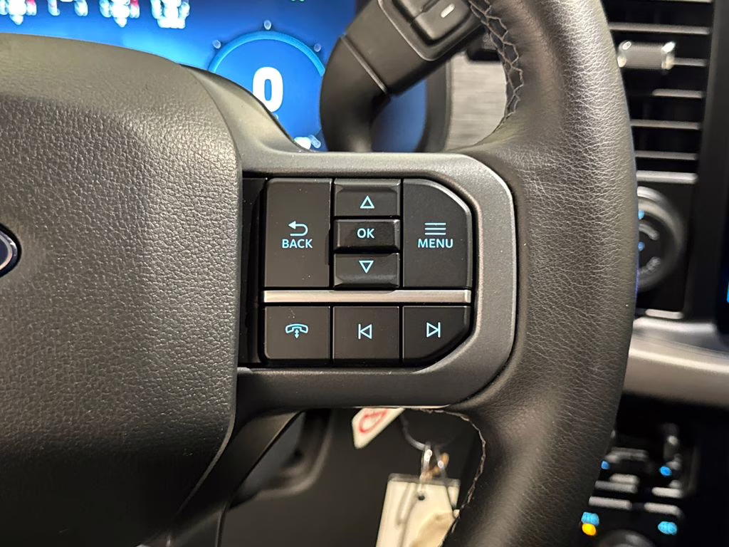 2024 Oxford White Ford F-150 XLT 4X4 Truck