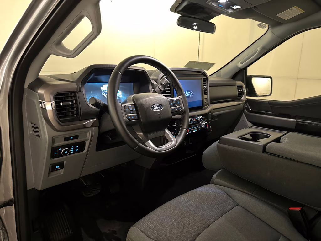 2025 Iconic Silver Metallic Ford F-150 XLT 4X4 Truck