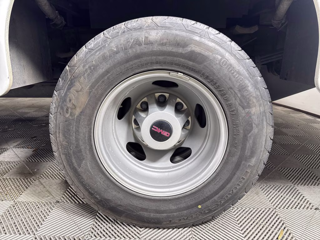 2021 Summit White GMC Sierra 3500HD Base RWD Truck
