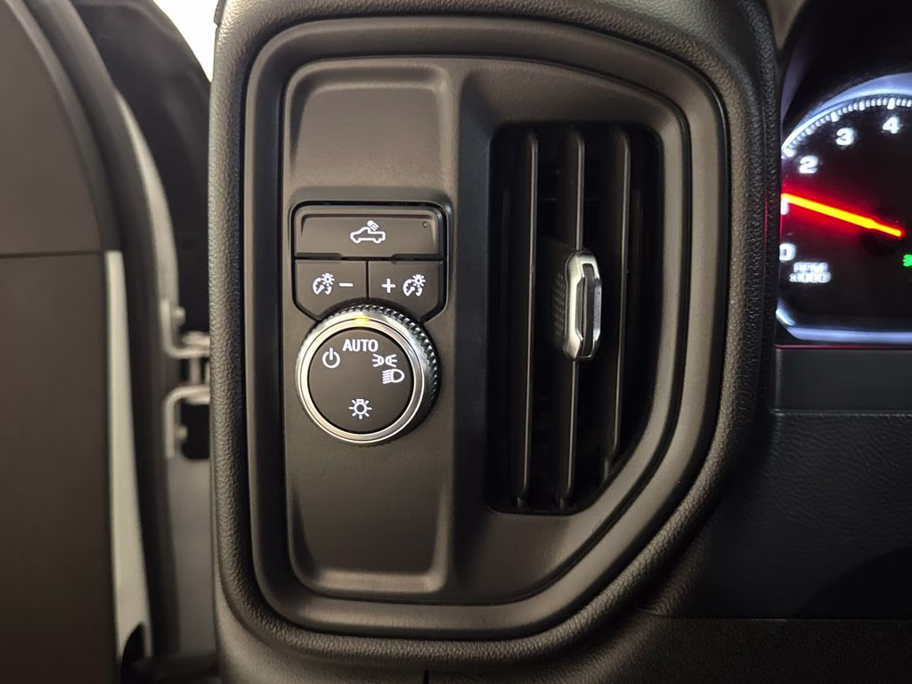 2021 Summit White GMC Sierra 3500HD Base RWD Truck