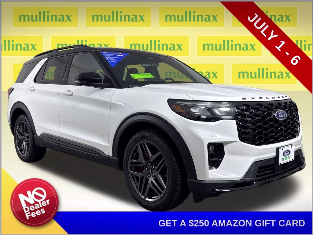2025 Star White Metallic Tri-Coat Ford Explorer ST 4X4 SUV
