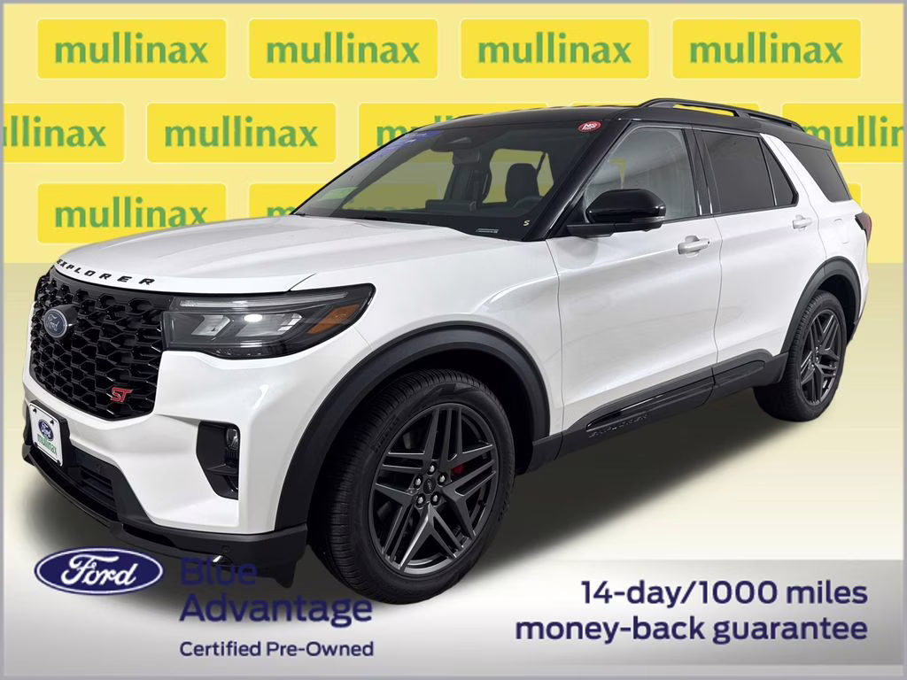 2025 Star White Metallic Tri-Coat Ford Explorer ST 4X4 SUV