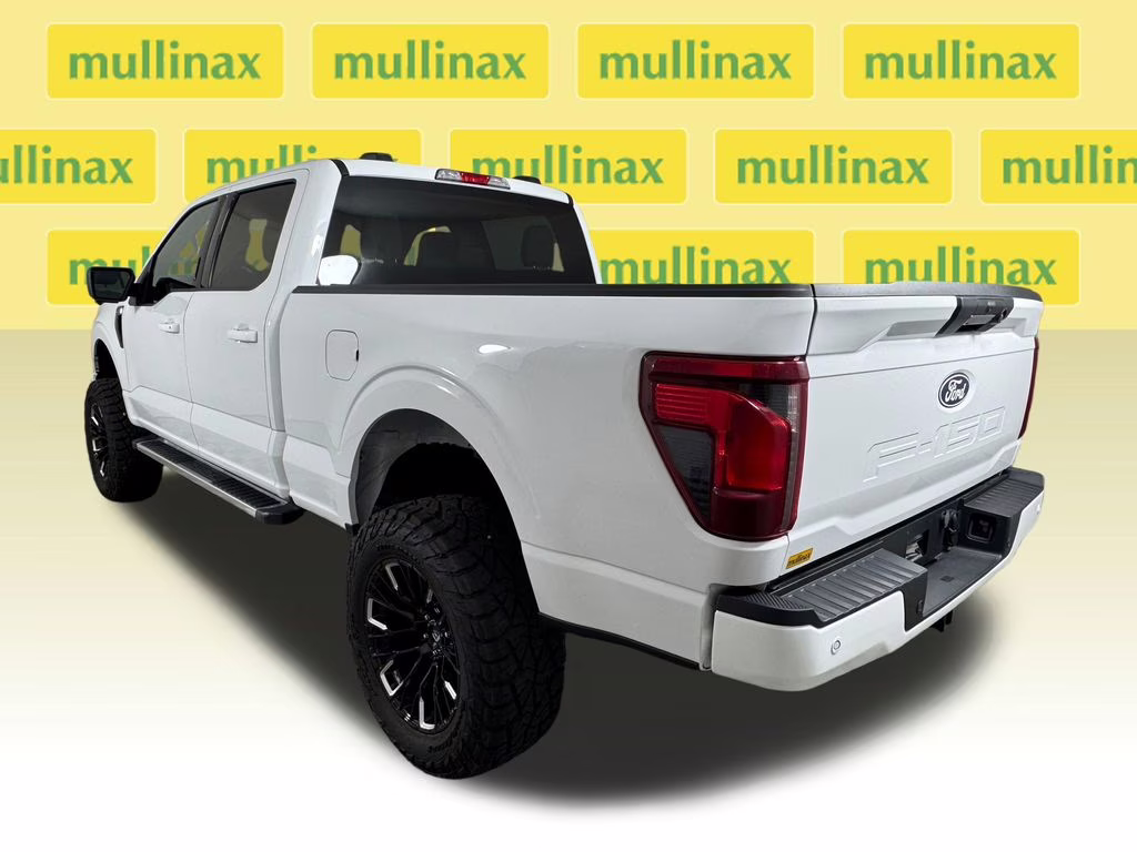 2024 Oxford White Ford F-150 XLT 4X4 Truck