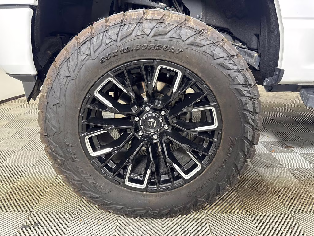 2024 Oxford White Ford F-150 XLT 4X4 Truck