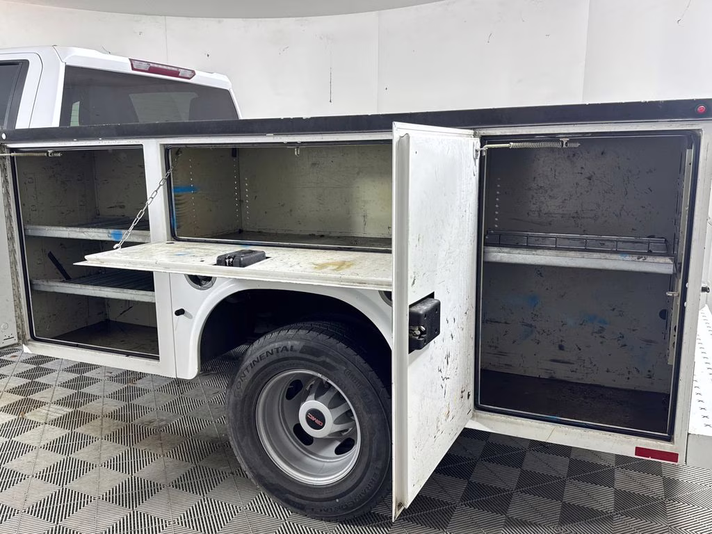 2021 Summit White GMC Sierra 3500HD Base RWD Truck