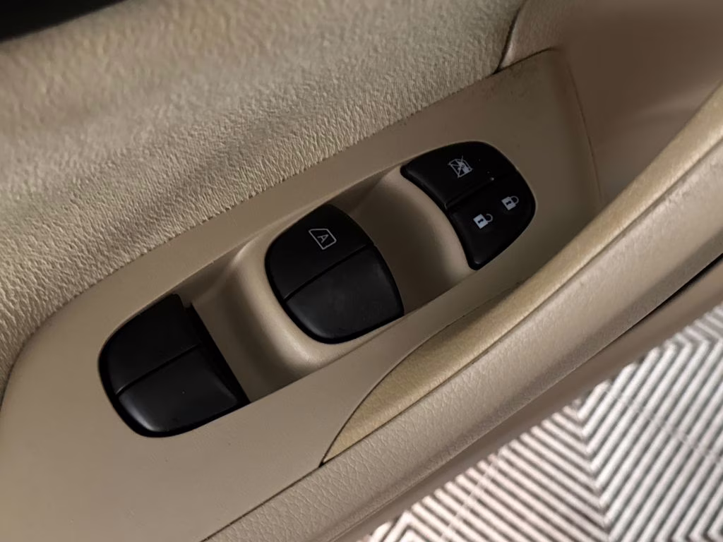 2015 Storm Nissan Altima 2.5 S FWD Sedan